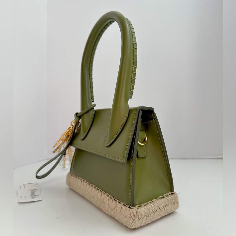Jacquemus Le Chiquito moyen Cordao Khaki - Picture 3 of 14